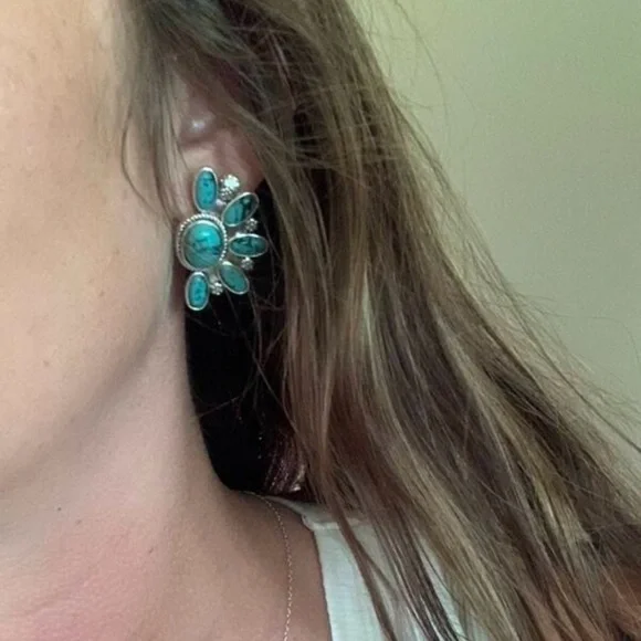 Turquoise silver stud earrings western - Picture 7 of 7